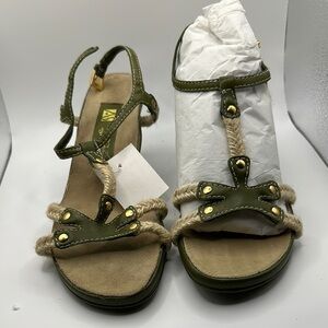 Size 6 aerosoles nwt